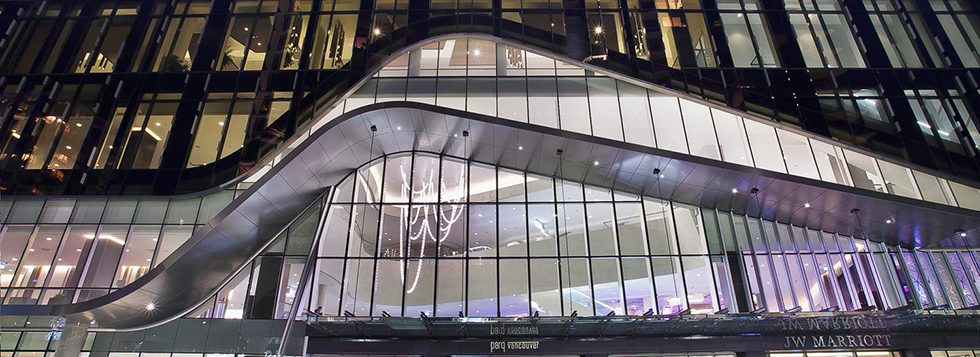 Curved entrance curtainwall